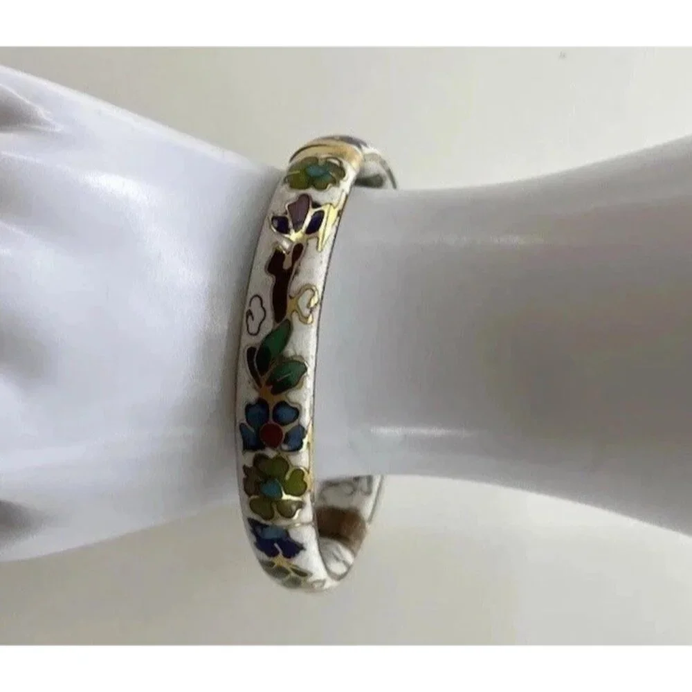 Vintage White Enamel Cloisonné Floral Blue Multi Color Hinged  Bangle Sz 7.5”